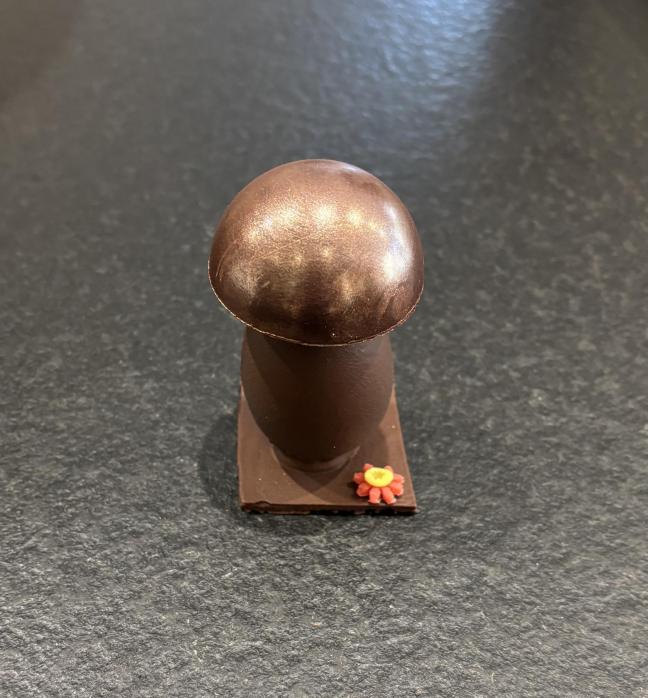 Oeuf Chocolat Lait et Garniture Praliné 150gr